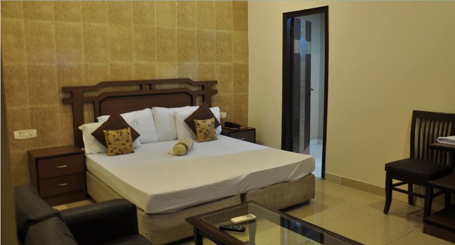 Hotel Mukut Regency, Ghaziabad 2